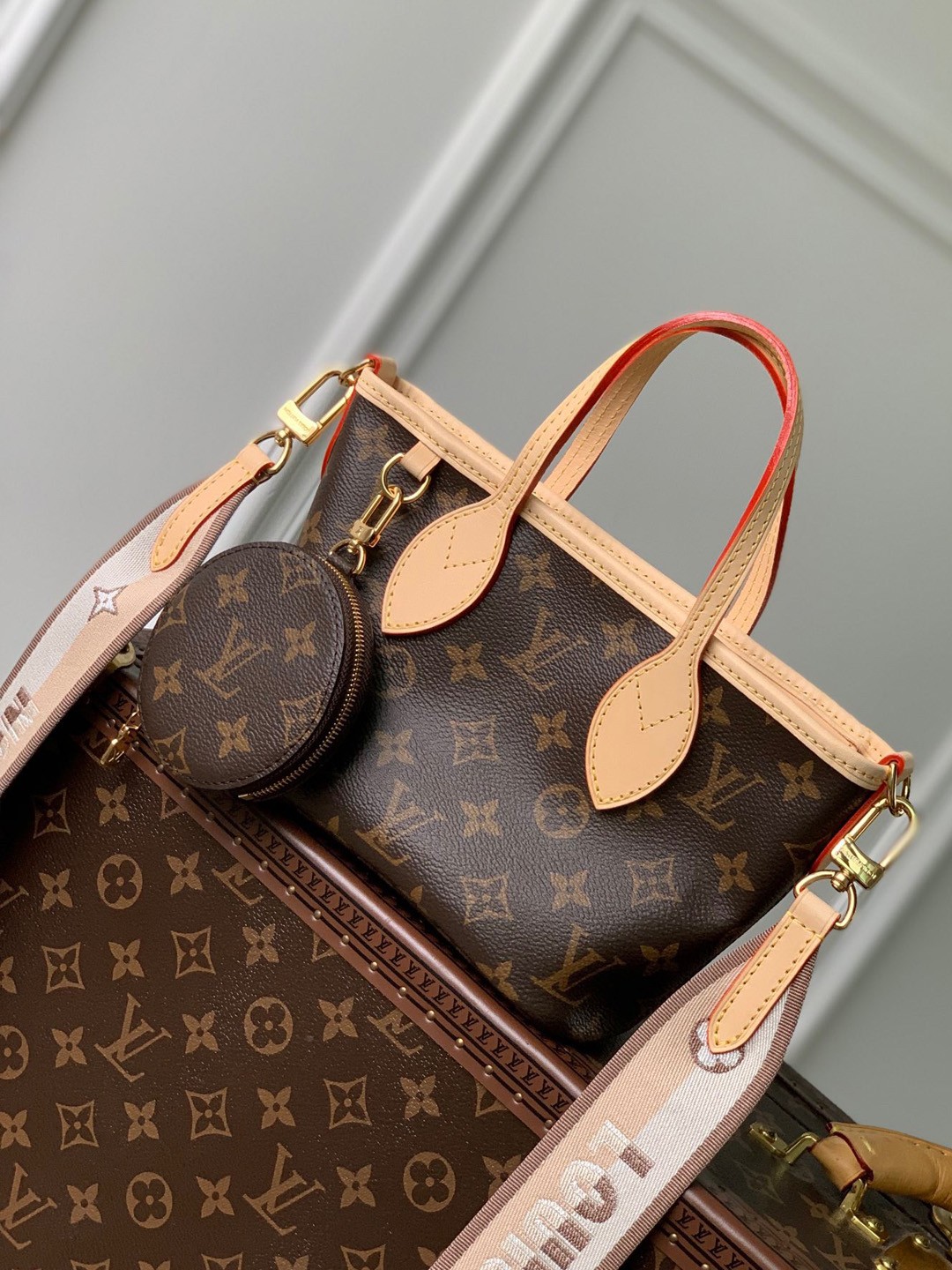 LV Neverfull BB Bag in Monogram Canvas M46705