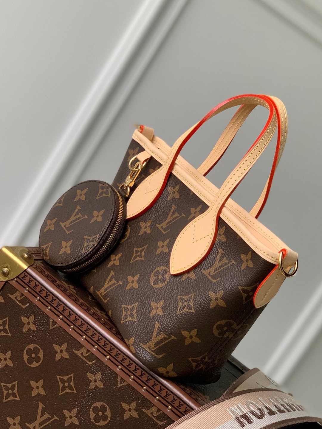 LV Neverfull BB Bag in Monogram Canvas M46705