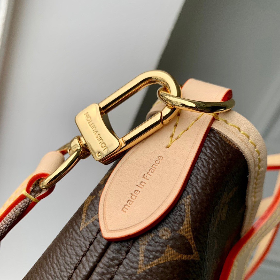 LV Neverfull BB Bag in Monogram Canvas M46705