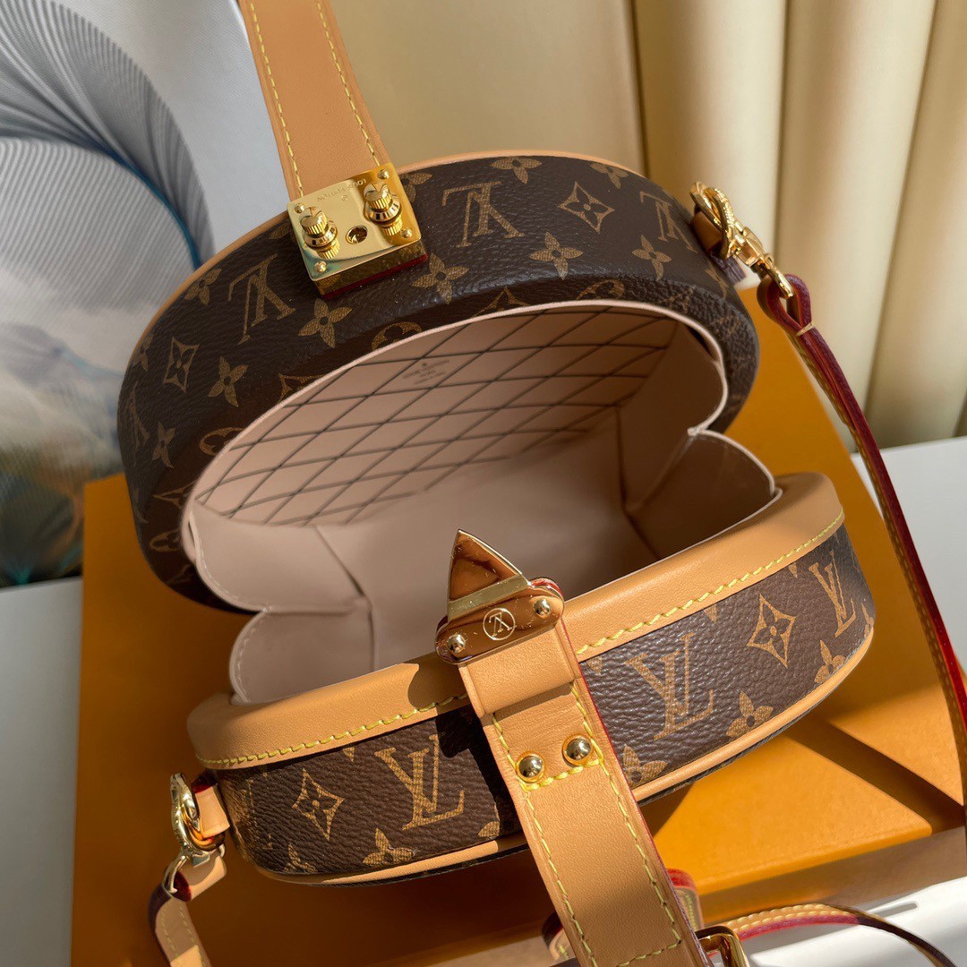 LVPetite Boite Chapeau In Monogram Canvas M43514