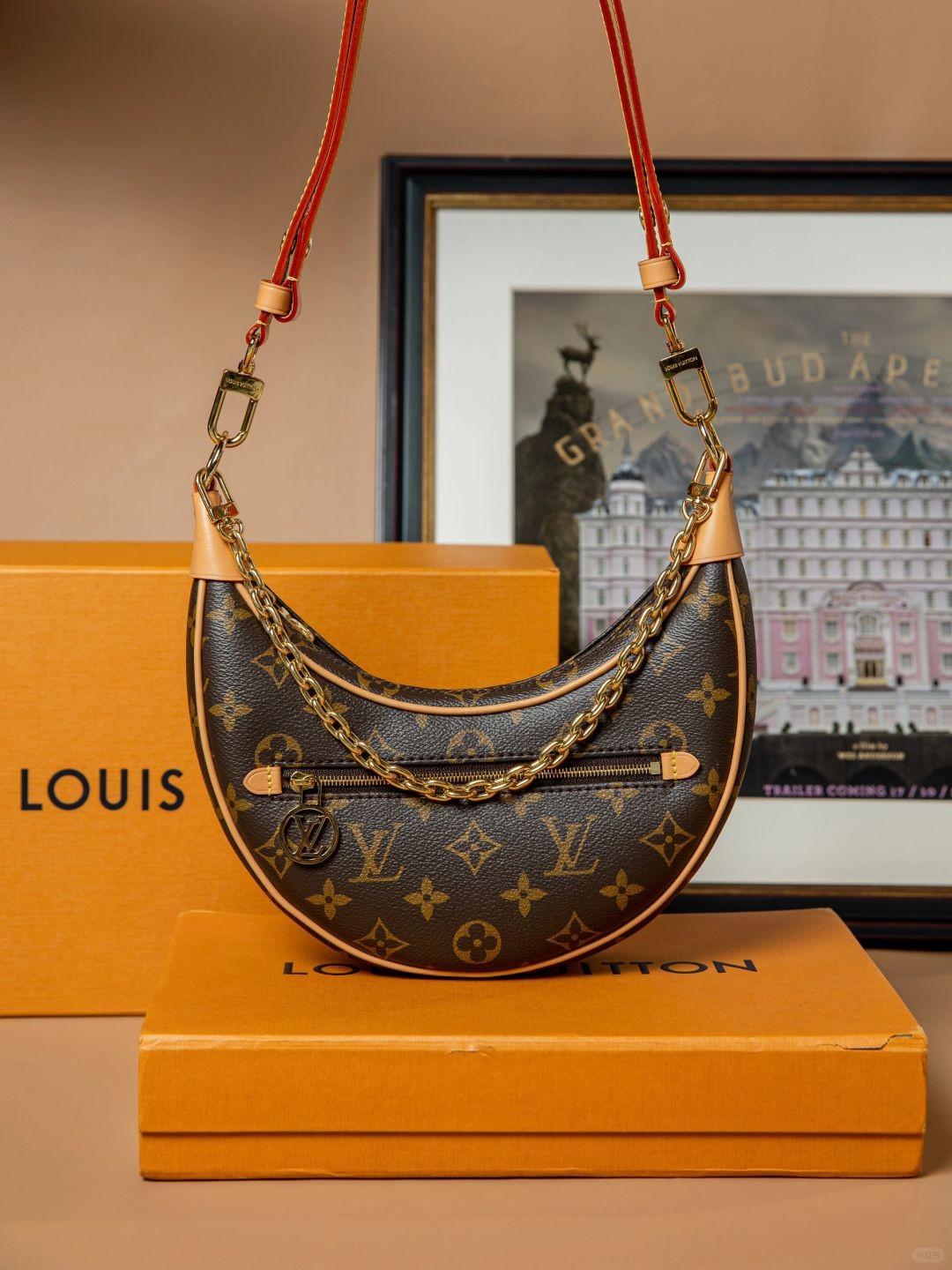 LV Loop Bag In Monogram Canvas M81098