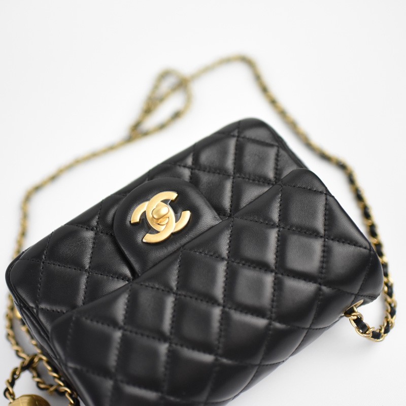 Ch*el pearl crush square mini, black lambskin ga003