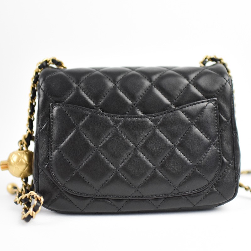Ch*el pearl crush square mini, black lambskin ga003