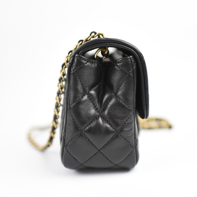 Ch*el pearl crush square mini, black lambskin ga003