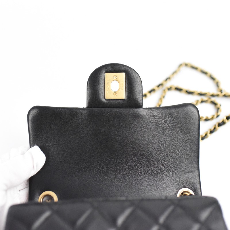Ch*el pearl crush square mini, black lambskin ga003