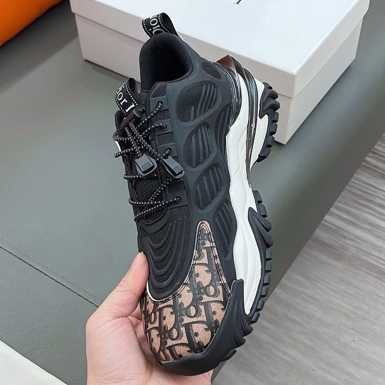 D*or 2024 new sneakers black