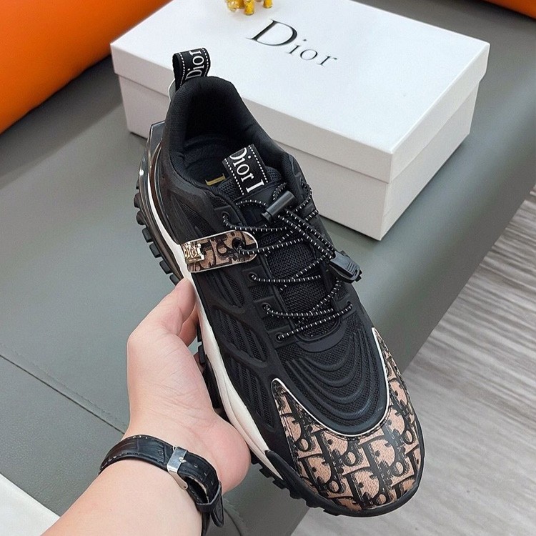 D*or 2024 new sneakers black