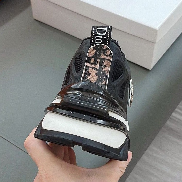 D*or 2024 new sneakers black