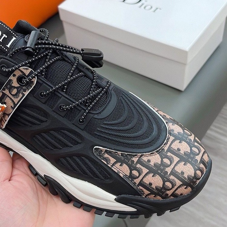 D*or 2024 new sneakers black