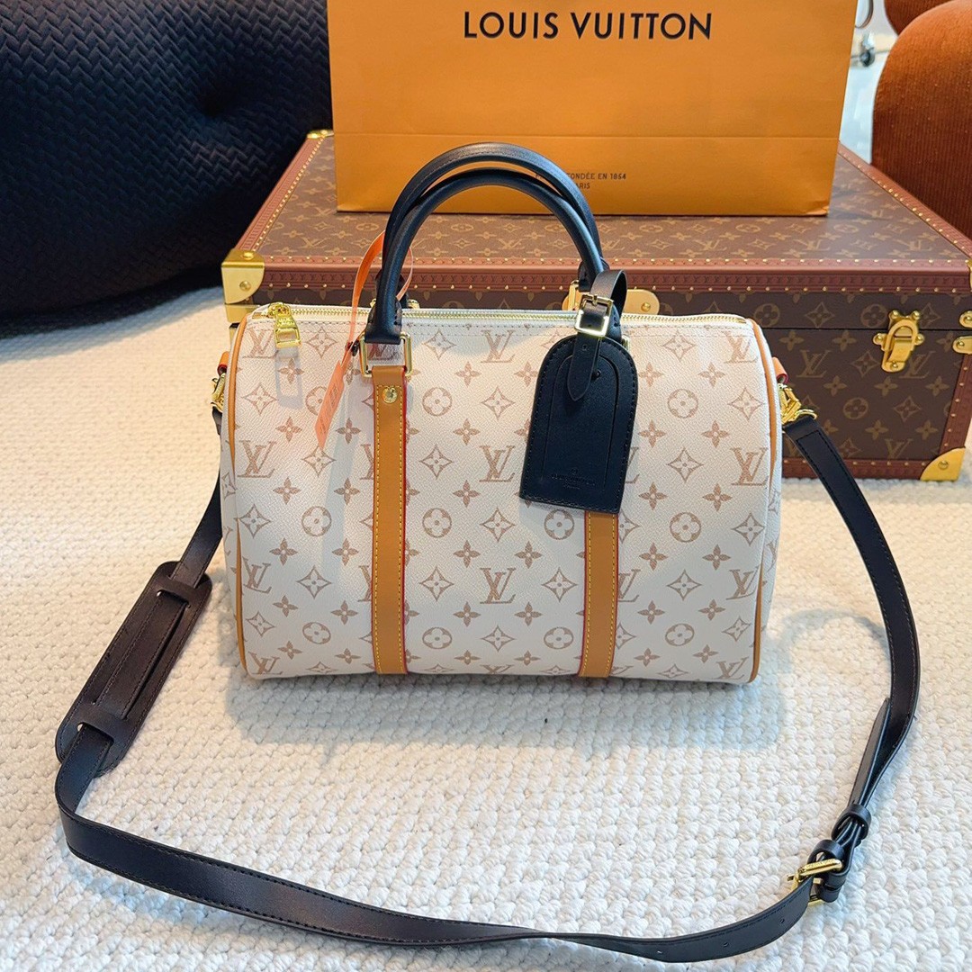 l**is V*t*n monogram dune keepall bandouliere 45 travel bag