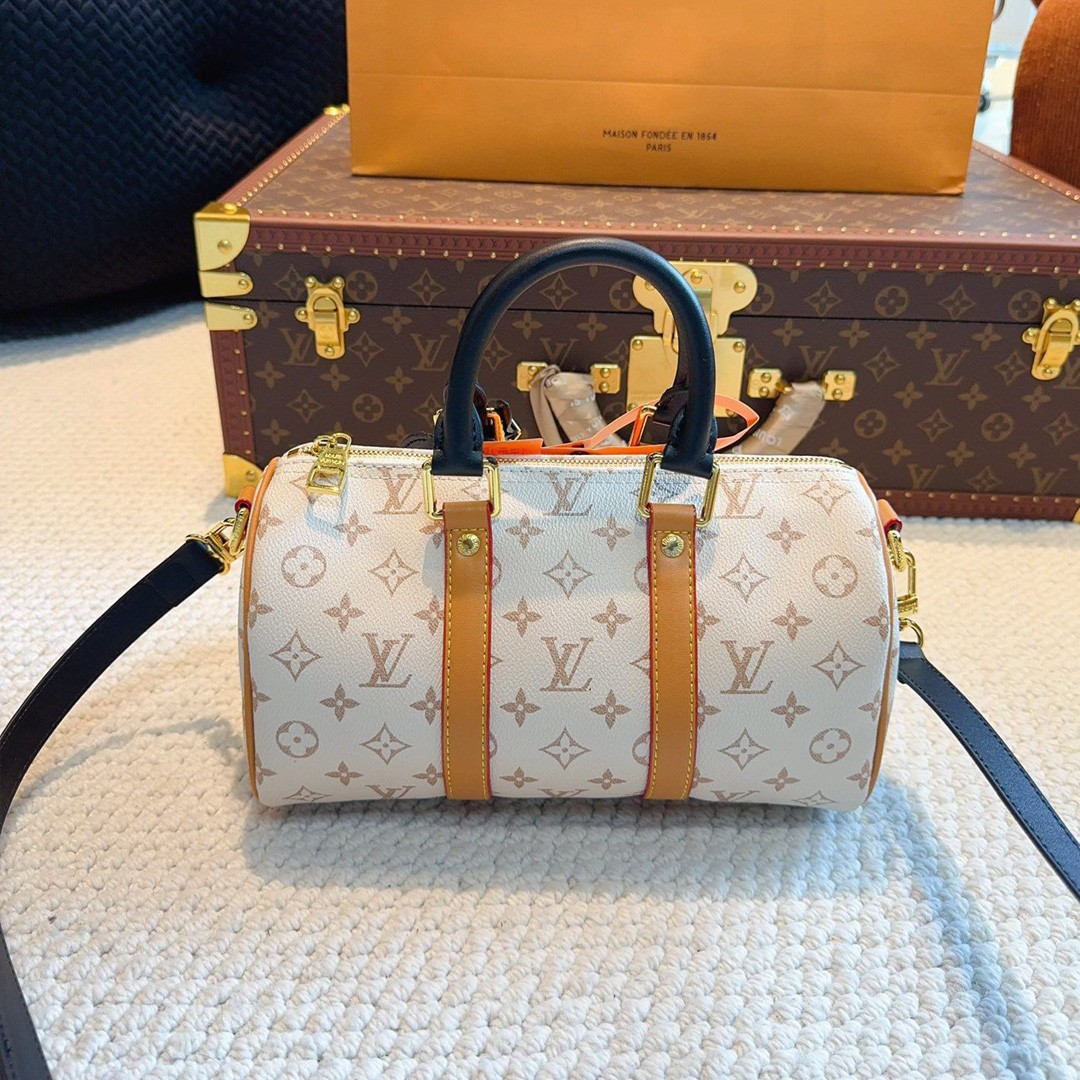 l**is V*t*n monogram dune keepall bandouliere 45 travel bag