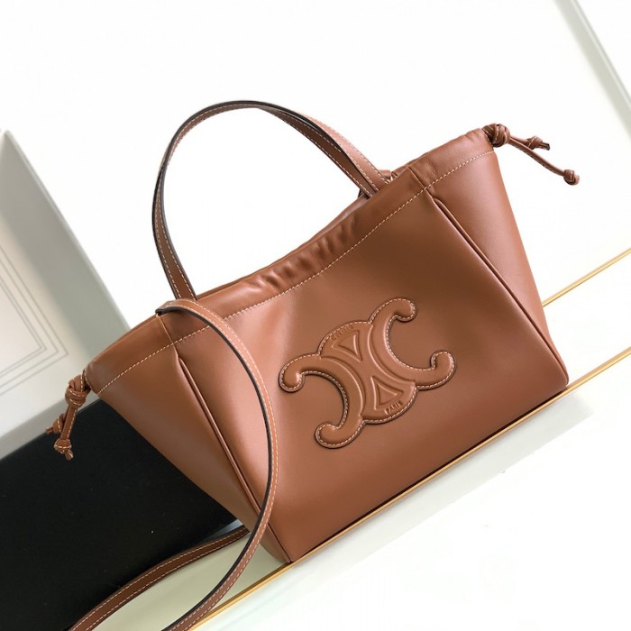 Ce**e small cabas drawstring cuir triomphe in smooth calfskin tan