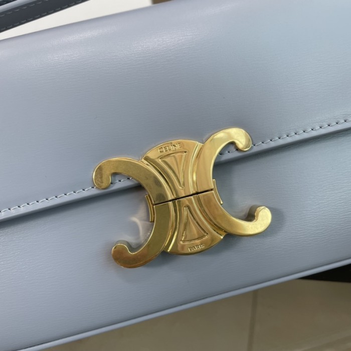 Ce**e shoulder bag triomphe in shiny calfskin blue