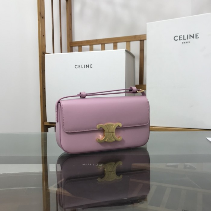 Ce**e shoulder bag triomphe in shiny calfskin pink