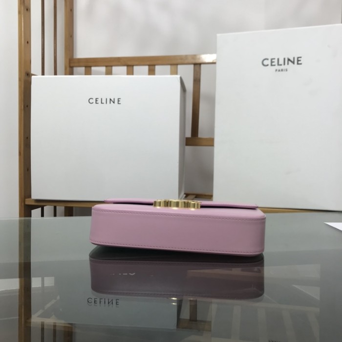 Ce**e shoulder bag triomphe in shiny calfskin pink