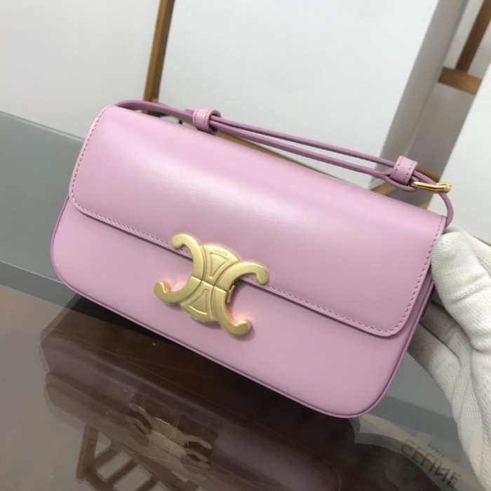 Ce**e shoulder bag triomphe in shiny calfskin pink