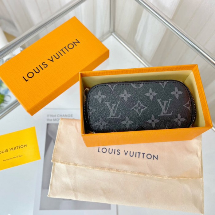 l**is V*t*n sunglasses pouch gm gi0654