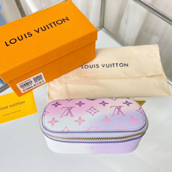 l**is V*t*n gm glasses case gi0751
