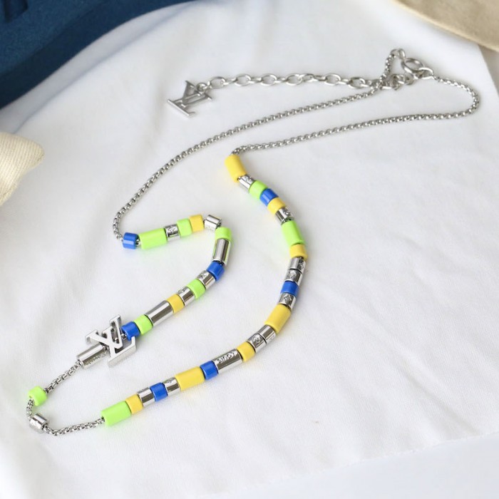 l**is V*t*n lv sunrise necklace m00651