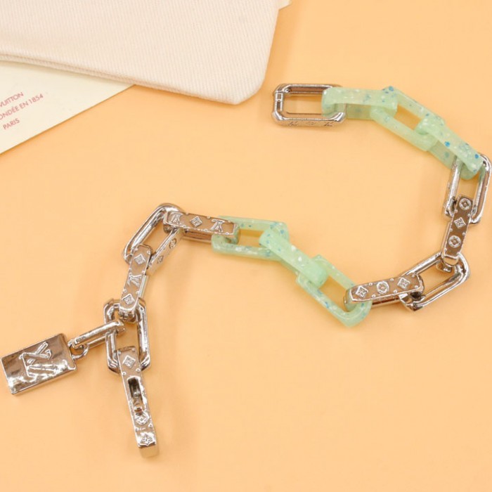 l**is V*t*n monogram chain bracelet m00733