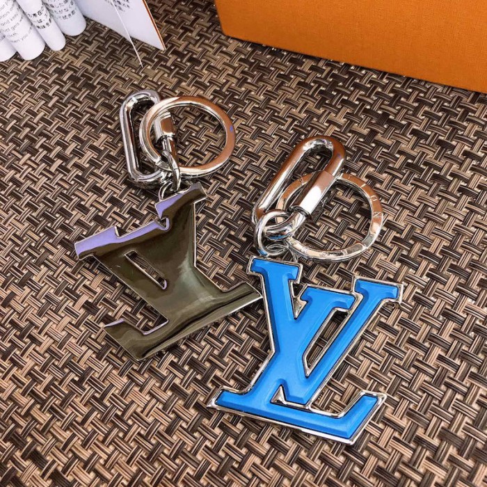 l**is V*t*n lv soft bag charm and key holder m69303