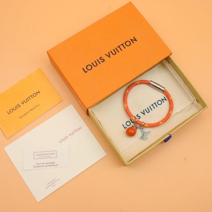l**is V*t*n hang it lv fruits leather bracelet m8046e