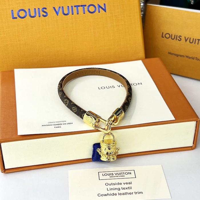 l**is V*t*n lv cannes armband m8048e