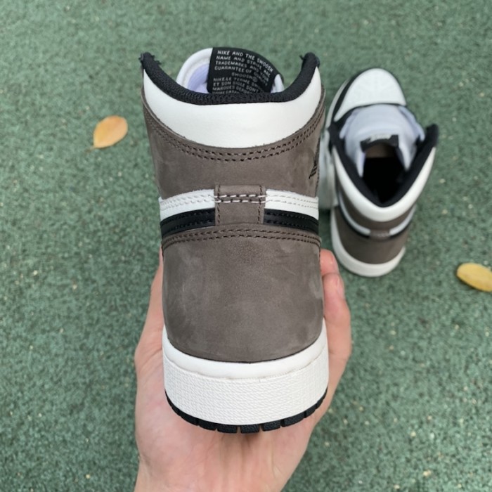 Air Jordan 1 Dark Mocha