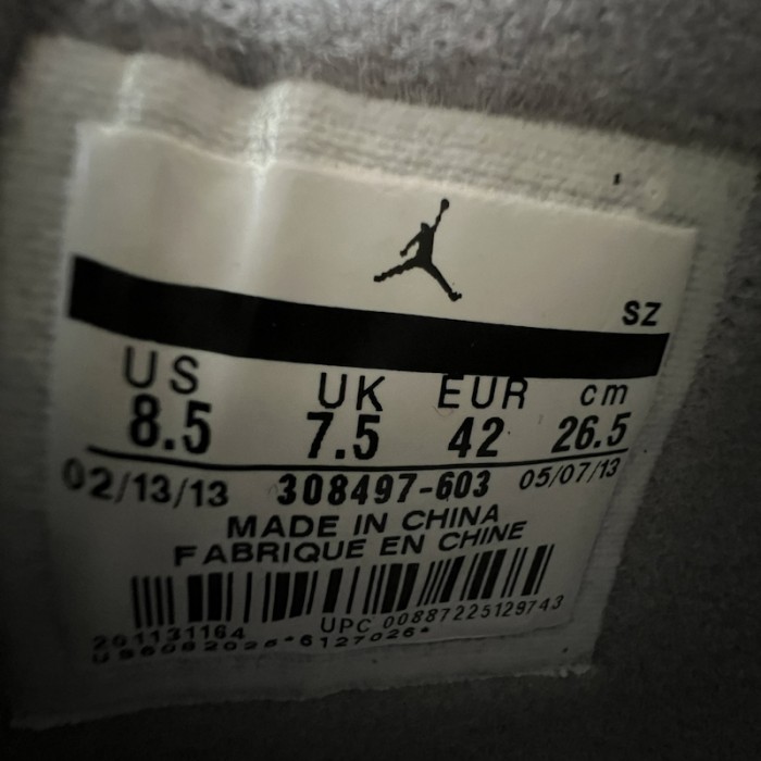 Air Jordan 4 Toro Bravo