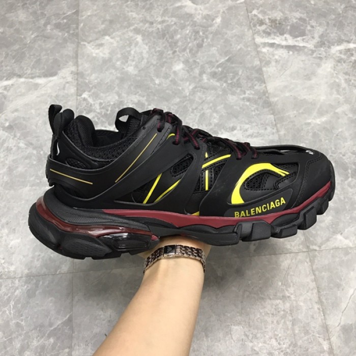 Ba*len*cia*ga track 3.0 sneakers black red
