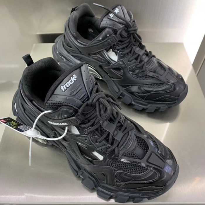 Ba*len*cia*ga track 2 sneakers black