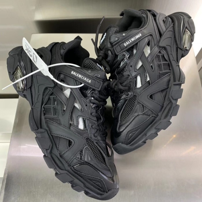 Ba*len*cia*ga track 2 sneakers black