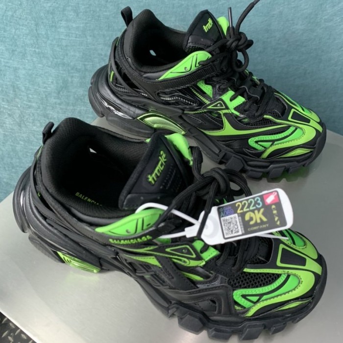 Ba*len*cia*ga track 2 sneakers black/green