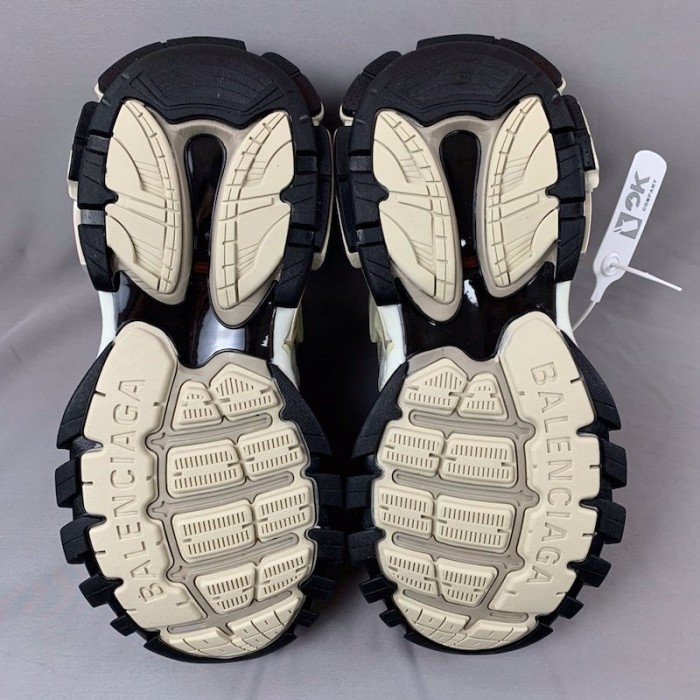 Ba*len*cia*ga track 2 sneakers black/ivory
