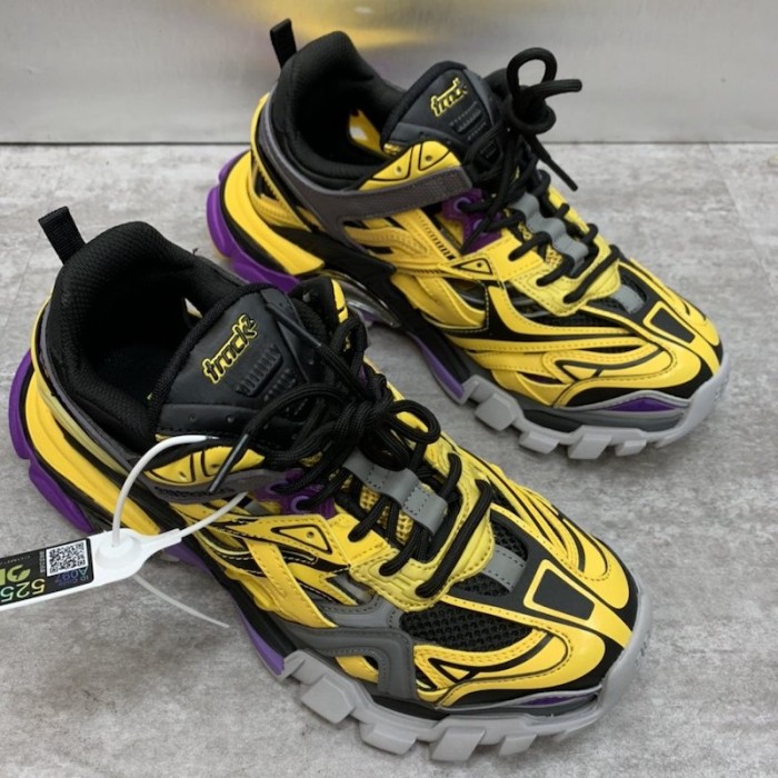 Ba*len*cia*ga track 2 sneakers yellow / purple