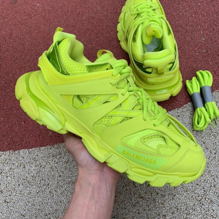 Ba*len*cia*ga track 3.0 sneakers fluorescent green
