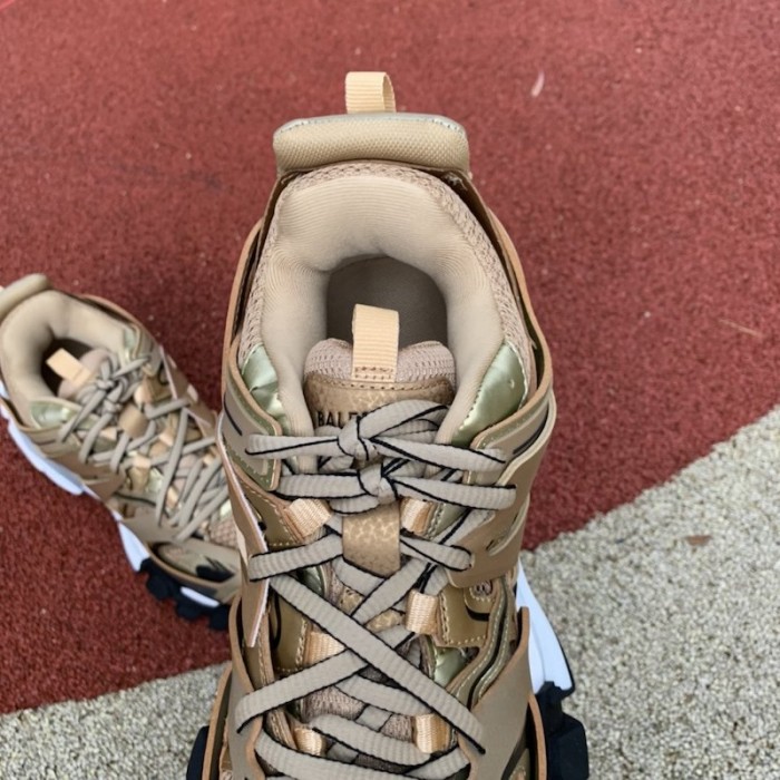 Ba*len*cia*ga track 3.0 sneakers gold