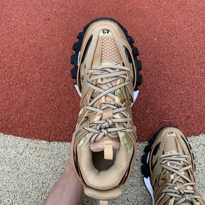 Ba*len*cia*ga track 3.0 sneakers gold