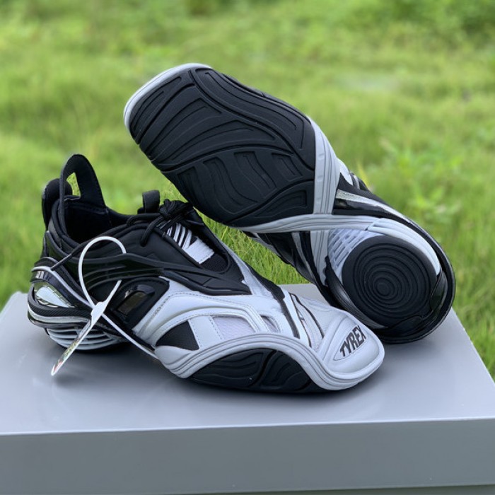 Ba*len*cia*ga tyrex sneakers black / grey