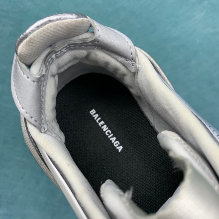 Ba*len*cia*ga tyrex sneakers silver