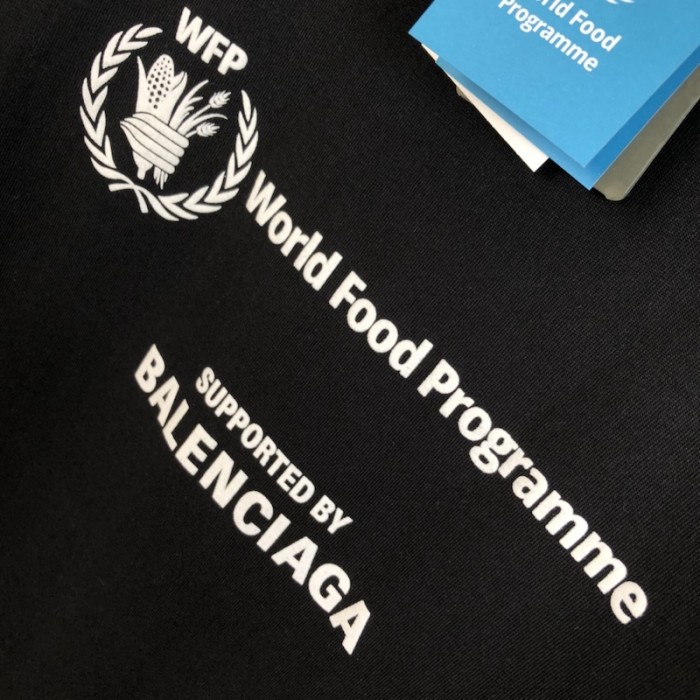 Ba*len*cia*ga wfp t-shirt medium fit in black