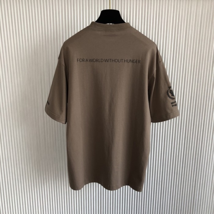 Ba*len*cia*ga wfp t-shirt medium fit in brown