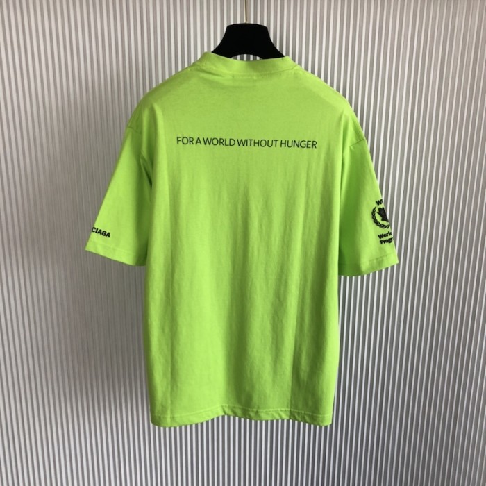 Ba*len*cia*ga wfp t-shirt medium fit in green