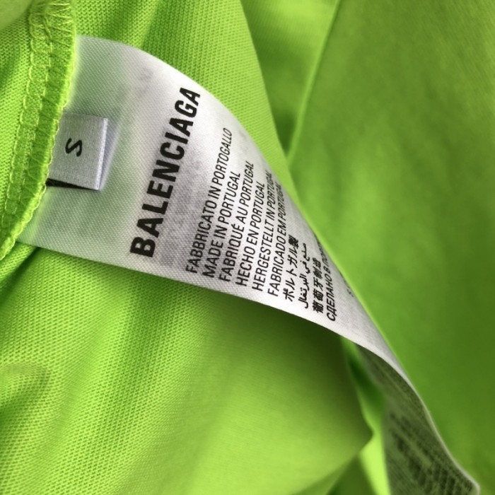 Ba*len*cia*ga wfp t-shirt medium fit in green