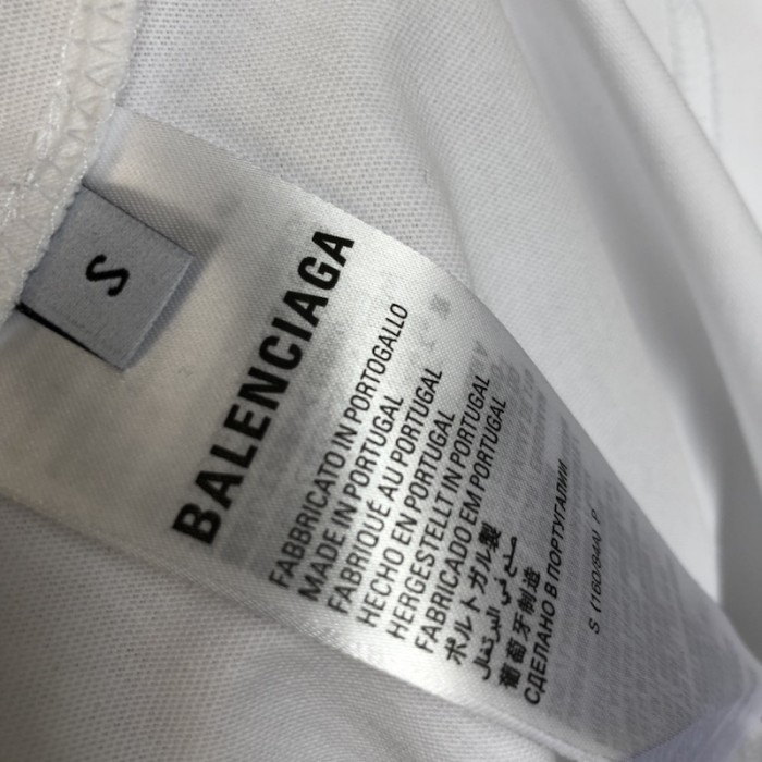 Ba*len*cia*ga wfp t-shirt medium fit in white