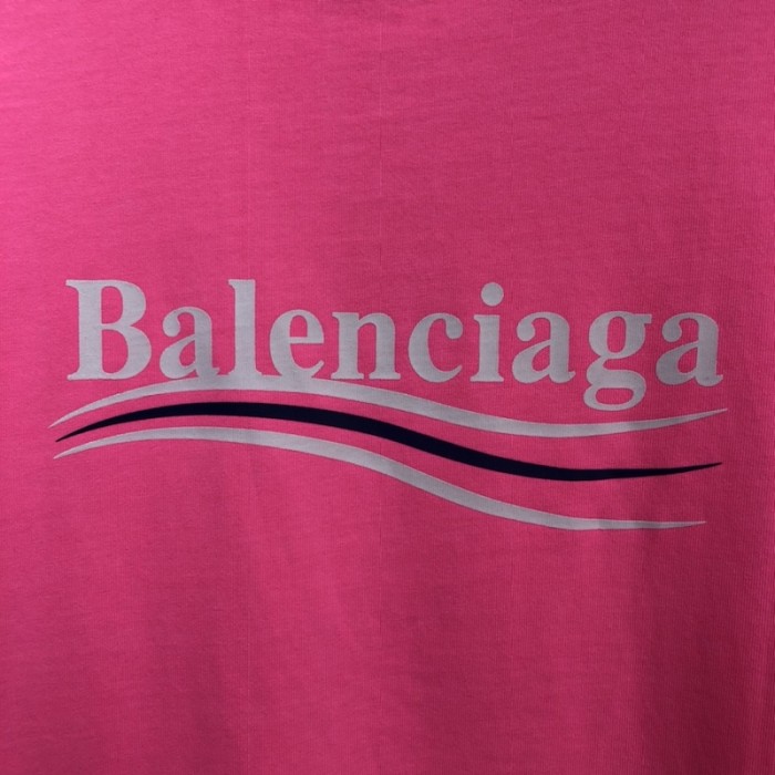 Ba*len*cia*ga regular political campaign t-shirt in pink jersey
