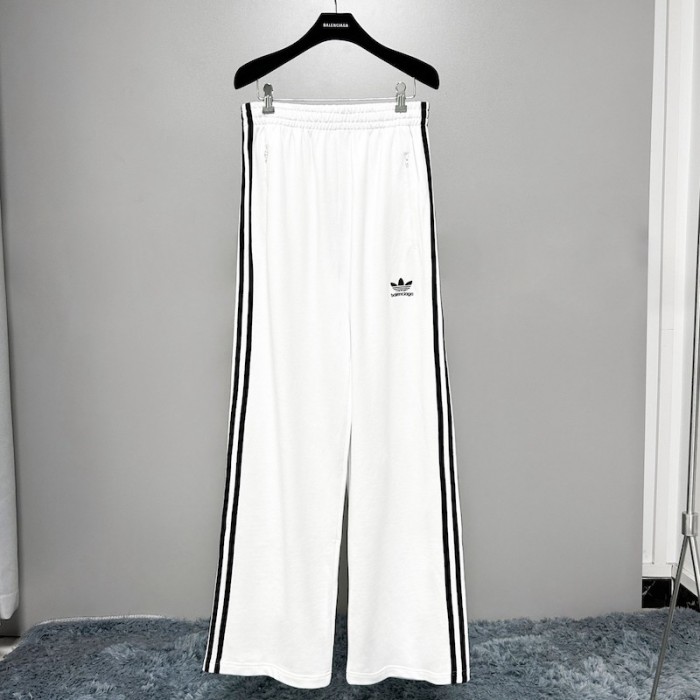 Ba*len*cia*ga / ad*s tailored pants in white