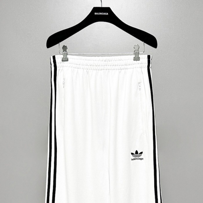Ba*len*cia*ga / ad*s tailored pants in white