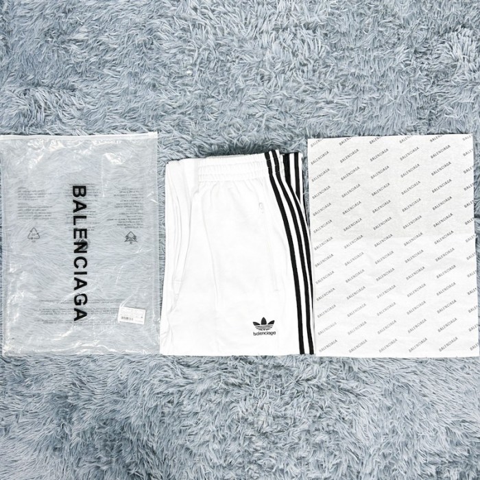 Ba*len*cia*ga / ad*s tailored pants in white