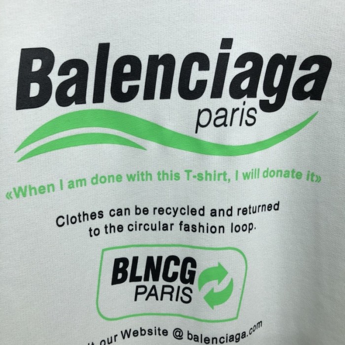 Ba*len*cia*ga dry cleaning hooded t-shirt in white